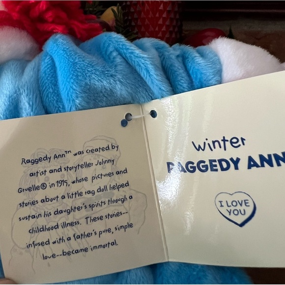 16” Winter Raggedy Ann - Picture 5 of 5